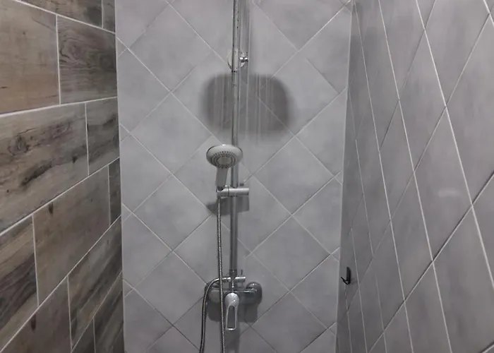 Northern Air House *